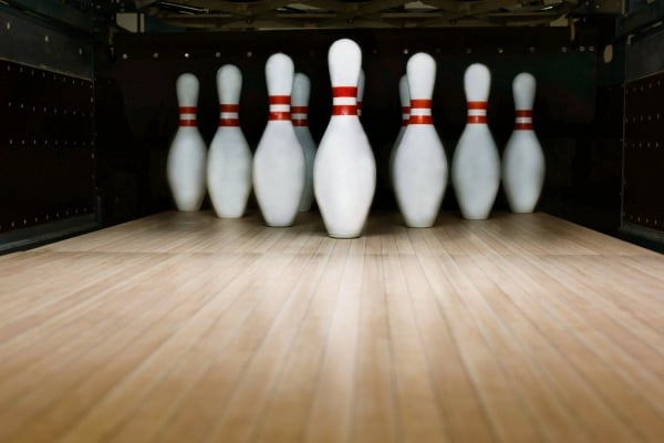 Bowling là gì? Luật chơi & Cách chơi Bowling cho người mới
